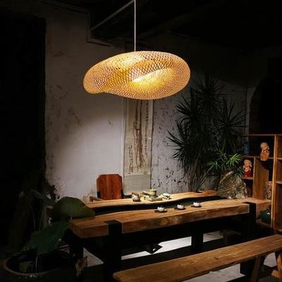 Σύγχρονο λαμπτήρα για εσωτερικό δωμάτιο