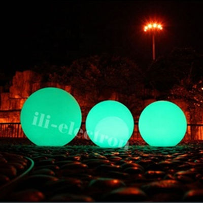 Πλωτή μπάλα LED από πλαστικό PE επαναφορτιζόμενη