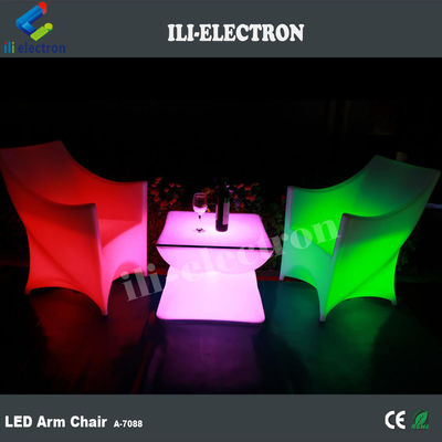 PE πλαστικό LED φωτισμένη καρέκλα επίπλων RGB με επαναφορτιζόμενη μπαταρία λιθίου