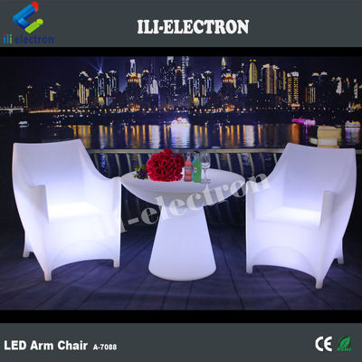 PE πλαστικό LED φωτισμένη καρέκλα επίπλων RGB με επαναφορτιζόμενη μπαταρία λιθίου