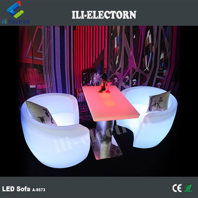 Εμπορικά έπιπλα με λάμψη LED από πλαστικό PE, φωτισμένο LED σαλόνι