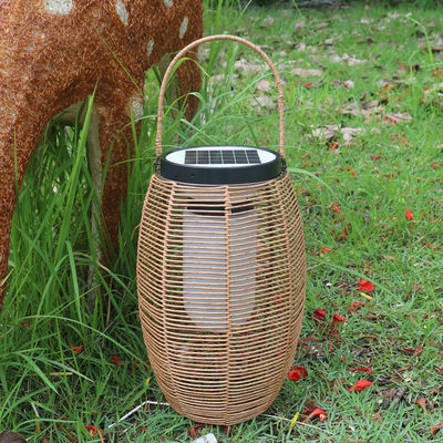 Εξωτερικά Rattan υφασμένα ηλιακά φώτα Φανάρι Αδιάβροχο για τοπίο κήπου