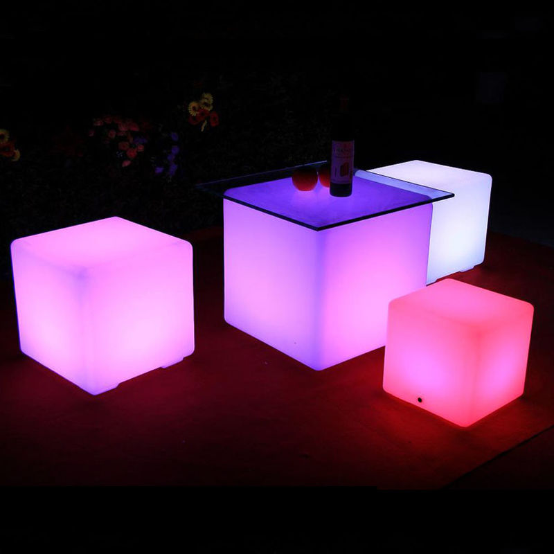 Απομακρυσμένο έλεγχο RGB αλλαγή χρώματος μπαταρία επαναφορτιζόμενο πλαστικό φωτισμένο κύβος φως